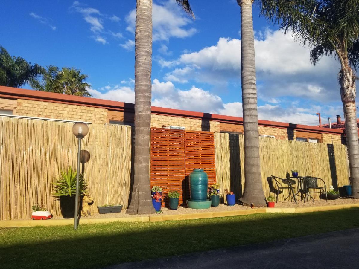 Sandbar Motel Lakes Entrance Dış mekan fotoğraf